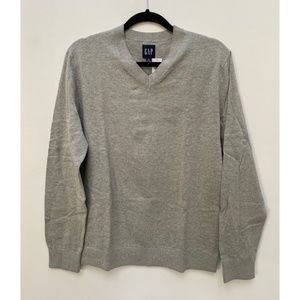 GAP light grey sweater, v-neck